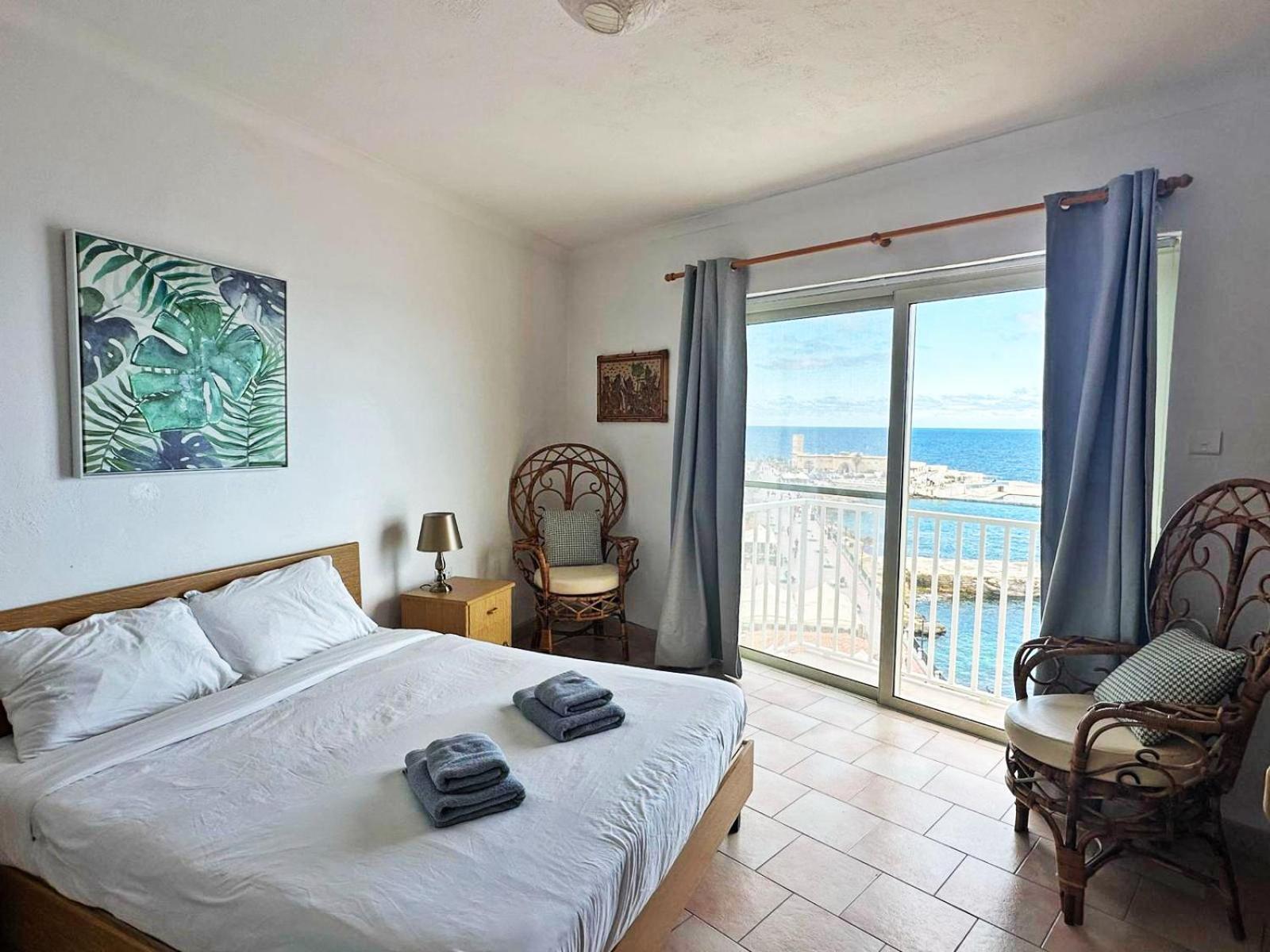 6Th Floor Seafront Apartment With Open Sea Views Sliema Exterior foto